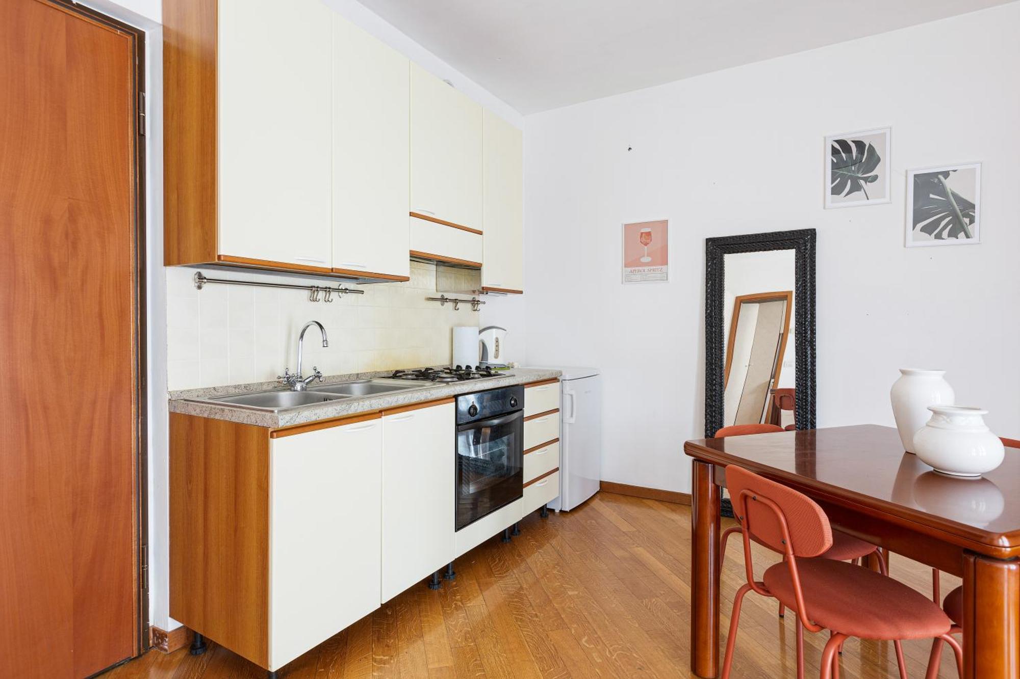 Cosy Studio With Balcony & Private Garage Milano Exteriör bild